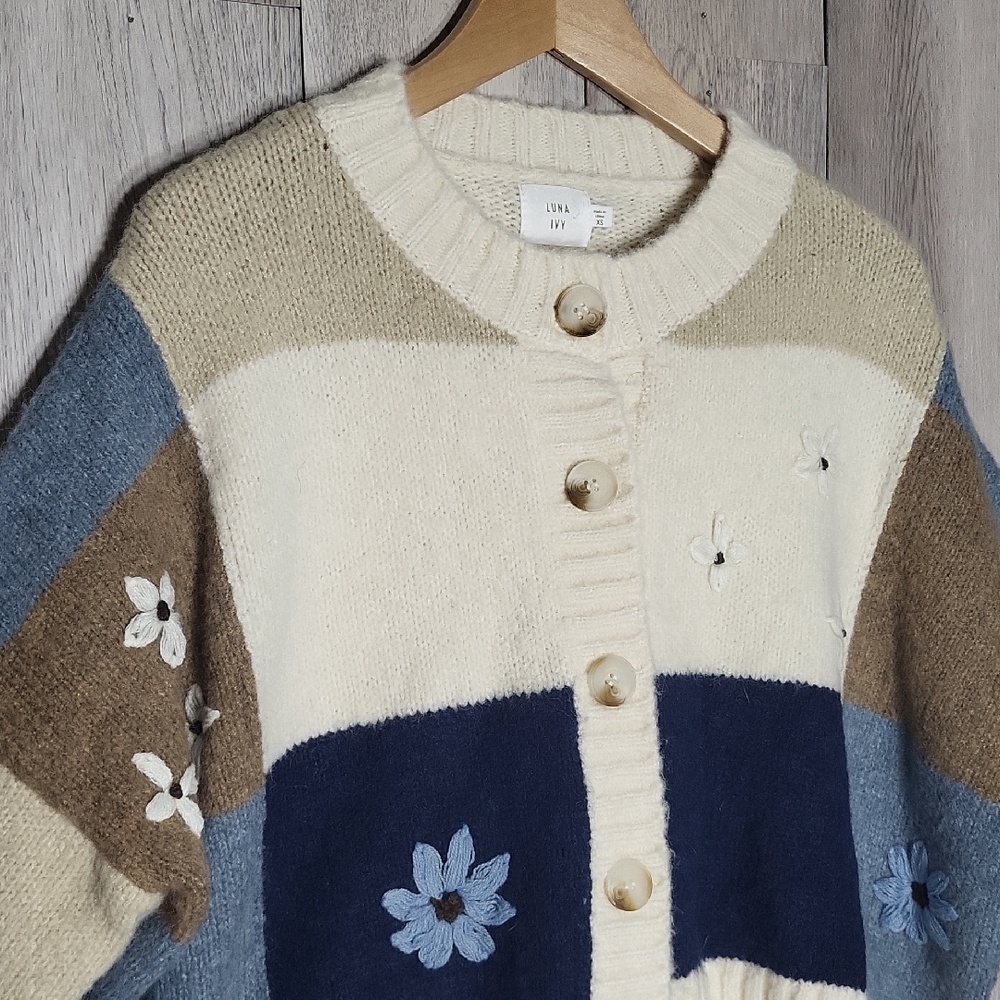 Luna Ivy Anthropologie Women XS Oversized Cardigan Knit Patchwork Floral NWT